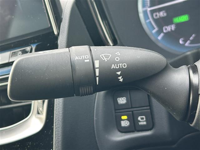 クラウンハイブリッド ＲＳアドバンス　禁煙車　純正１２．３型ナビ　サンルーフ　ＴＲＤエアロ　ＨＵＤ　全方位カメラ　Ｂｌｕｅｔｏｏｔｈ　ドラレコ　レーダー探知機　ＥＴＣ２．０　冷シート　温シート　パワーシート　ＢＳＭ　レーダクルコン（17枚目）