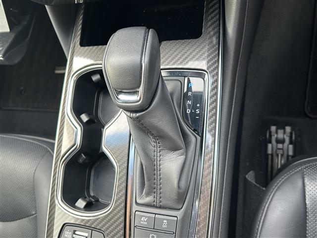 クラウンハイブリッド ＲＳアドバンス　禁煙車　純正１２．３型ナビ　サンルーフ　ＴＲＤエアロ　ＨＵＤ　全方位カメラ　Ｂｌｕｅｔｏｏｔｈ　ドラレコ　レーダー探知機　ＥＴＣ２．０　冷シート　温シート　パワーシート　ＢＳＭ　レーダクルコン（22枚目）