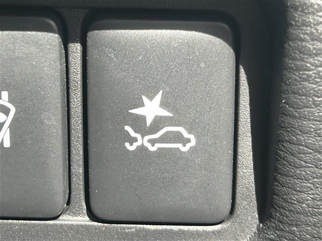 デリカD:5 アーバンギア G 純正10型ナビ 後席モニター 両側パワスラ 全方位カメラ ETC e-Assist クリアランスソナー 衝突軽減 横滑り防止装置 クルコン レーンキープアシスト オートハイビーム 純正フロアマット(10枚目)