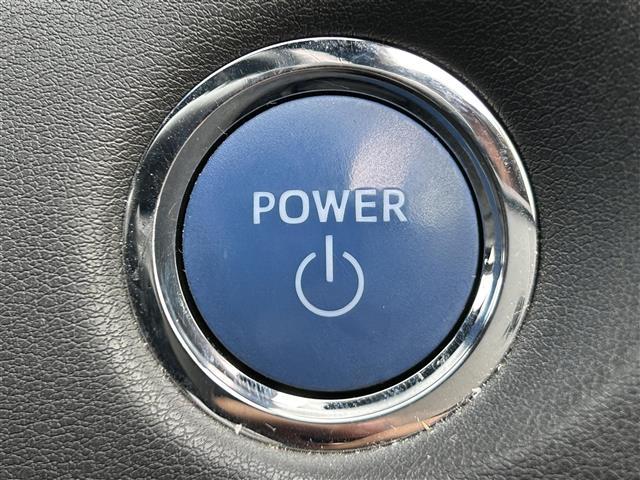 クラウンハイブリッド S 純正ナビ 全方位カメラ ETC ドラレコ シートヒーター ステアリングヒーター 本革巻きステアリング クリアランスソナー 衝突軽減 横滑り防止装置 レーダークルーズコントロール レーンキープアシスト(5枚目)