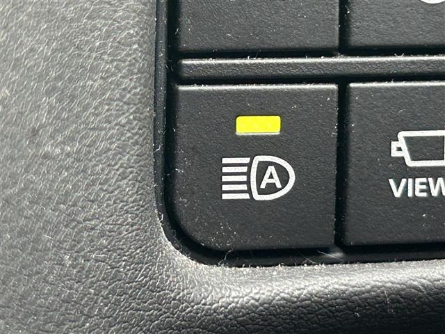クラウンハイブリッド S 純正ナビ 全方位カメラ ETC ドラレコ シートヒーター ステアリングヒーター 本革巻きステアリング クリアランスソナー 衝突軽減 横滑り防止装置 レーダークルーズコントロール レーンキープアシスト(7枚目)