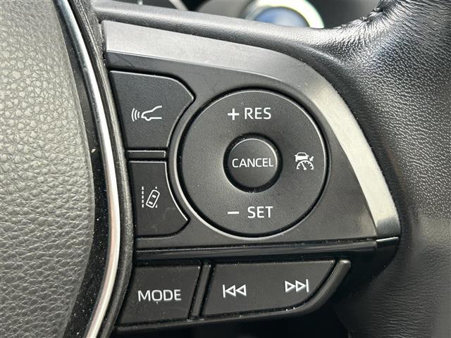 クラウンハイブリッド S 純正ナビ 全方位カメラ ETC ドラレコ シートヒーター ステアリングヒーター 本革巻きステアリング クリアランスソナー 衝突軽減 横滑り防止装置 レーダークルーズコントロール レーンキープアシスト(11枚目)