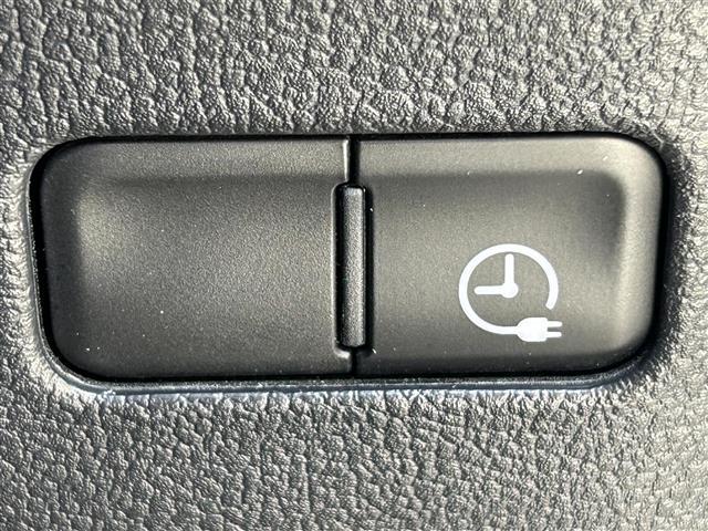 プリウスPHV Sセーフティプラス 純正9型ナビ バックカメラ ドラレコ ETC トヨタセーフティセンス 衝突軽減 パーキングアシスト レーダークルーズコントロール オートマチックハイビーム レーンキープ シートヒーター フロアマット(6枚目)