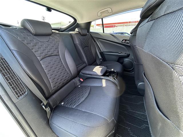 プリウスPHV Sセーフティプラス 純正9型ナビ バックカメラ ドラレコ ETC トヨタセーフティセンス 衝突軽減 パーキングアシスト レーダークルーズコントロール オートマチックハイビーム レーンキープ シートヒーター フロアマット(26枚目)