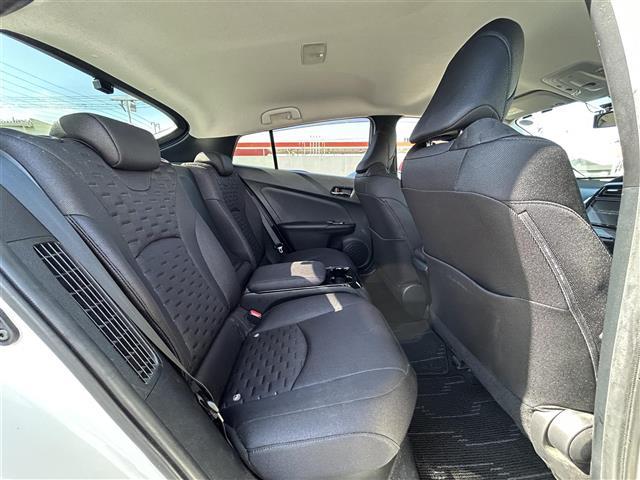 プリウスPHV Sセーフティプラス 純正9型ナビ バックカメラ ドラレコ ETC トヨタセーフティセンス 衝突軽減 パーキングアシスト レーダークルーズコントロール オートマチックハイビーム レーンキープ シートヒーター フロアマット(27枚目)