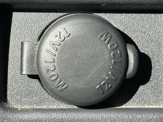 キャリイトラック ＫＸ　ワンオーナー　保証書　取扱説明書　記録簿　リモコンキー　衝突軽減ブレーキ　ヘッドライトレベライザー　フォグライト　ドアバイザー　４ＷＤ　パワーウィンドウ　ＭＴ車（12枚目）