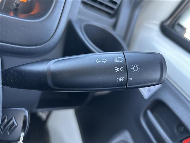 キャリイトラック ＫＸ　ワンオーナー　保証書　取扱説明書　記録簿　リモコンキー　衝突軽減ブレーキ　ヘッドライトレベライザー　フォグライト　ドアバイザー　４ＷＤ　パワーウィンドウ　ＭＴ車（22枚目）