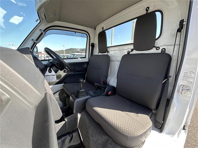 キャリイトラック ＫＸ　ワンオーナー　保証書　取扱説明書　記録簿　リモコンキー　衝突軽減ブレーキ　ヘッドライトレベライザー　フォグライト　ドアバイザー　４ＷＤ　パワーウィンドウ　ＭＴ車（25枚目）