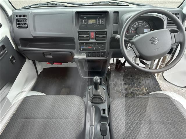 キャリイトラック ＫＸ　ワンオーナー　保証書　取扱説明書　記録簿　リモコンキー　衝突軽減ブレーキ　ヘッドライトレベライザー　フォグライト　ドアバイザー　４ＷＤ　パワーウィンドウ　ＭＴ車（42枚目）