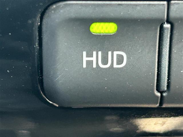 プリウス Aツーリングセレクション ☆禁煙車☆純正SDナビ☆バックカメラ☆衝突被害軽減ブレーキ☆パーキングアシスト☆レーダークルーズコントロール☆ブラインドスポットモニター☆シートヒーター☆ETC☆社外エアロ(8枚目)