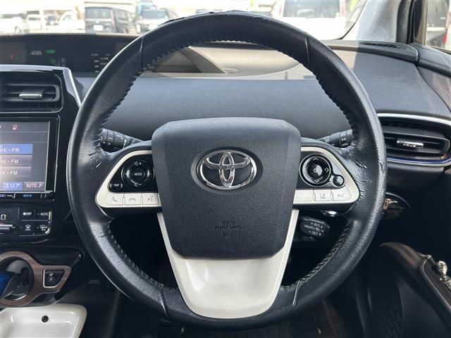 プリウス Aツーリングセレクション ☆禁煙車☆純正SDナビ☆バックカメラ☆衝突被害軽減ブレーキ☆パーキングアシスト☆レーダークルーズコントロール☆ブラインドスポットモニター☆シートヒーター☆ETC☆社外エアロ(20枚目)