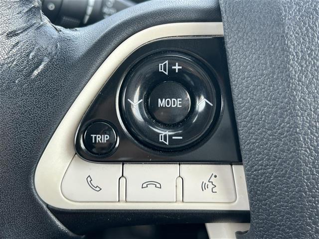 プリウス Aツーリングセレクション ☆禁煙車☆純正SDナビ☆バックカメラ☆衝突被害軽減ブレーキ☆パーキングアシスト☆レーダークルーズコントロール☆ブラインドスポットモニター☆シートヒーター☆ETC☆社外エアロ(21枚目)