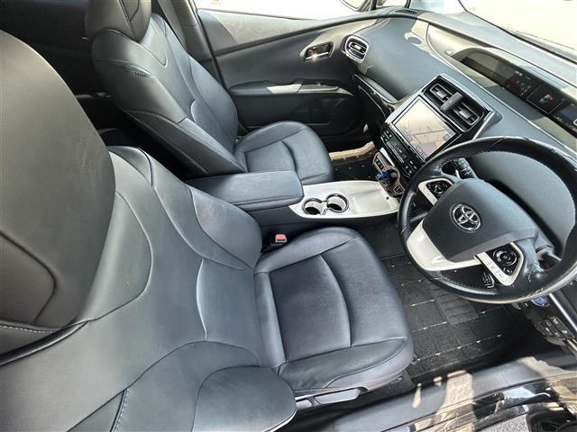 プリウス Aツーリングセレクション ☆禁煙車☆純正SDナビ☆バックカメラ☆衝突被害軽減ブレーキ☆パーキングアシスト☆レーダークルーズコントロール☆ブラインドスポットモニター☆シートヒーター☆ETC☆社外エアロ(31枚目)