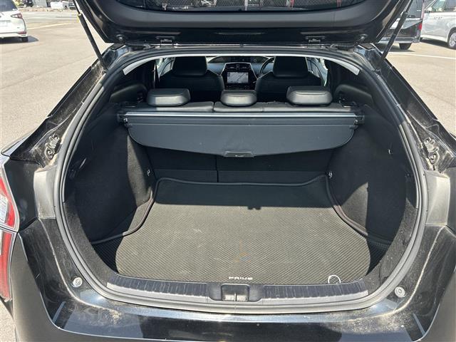 プリウス Aツーリングセレクション ☆禁煙車☆純正SDナビ☆バックカメラ☆衝突被害軽減ブレーキ☆パーキングアシスト☆レーダークルーズコントロール☆ブラインドスポットモニター☆シートヒーター☆ETC☆社外エアロ(33枚目)