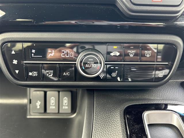 N-BOXカスタム L 純正ナビ 両側パワスラ バックカメラ 前後ドラレコ クリアランスソナー 衝突軽減 横滑り防止装置 レーダークルコン レーンキープアシスト オートライト アイドリングストップ 純正AW 純正フロアマット(19枚目)