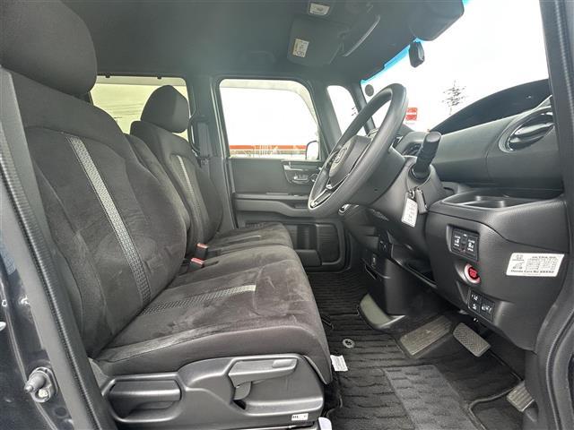 N-BOXカスタム L 純正ナビ 両側パワスラ バックカメラ 前後ドラレコ クリアランスソナー 衝突軽減 横滑り防止装置 レーダークルコン レーンキープアシスト オートライト アイドリングストップ 純正AW 純正フロアマット(24枚目)