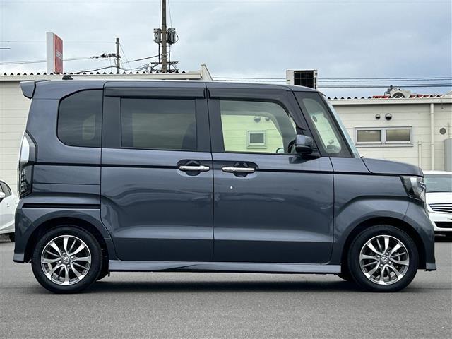 N-BOXカスタム L 純正ナビ 両側パワスラ バックカメラ 前後ドラレコ クリアランスソナー 衝突軽減 横滑り防止装置 レーダークルコン レーンキープアシスト オートライト アイドリングストップ 純正AW 純正フロアマット(40枚目)
