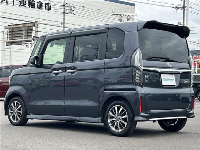 N-BOXカスタム L 純正ナビ 両側パワスラ バックカメラ 前後ドラレコ クリアランスソナー 衝突軽減 横滑り防止装置 レーダークルコン レーンキープアシスト オートライト アイドリングストップ 純正AW 純正フロアマット(43枚目)