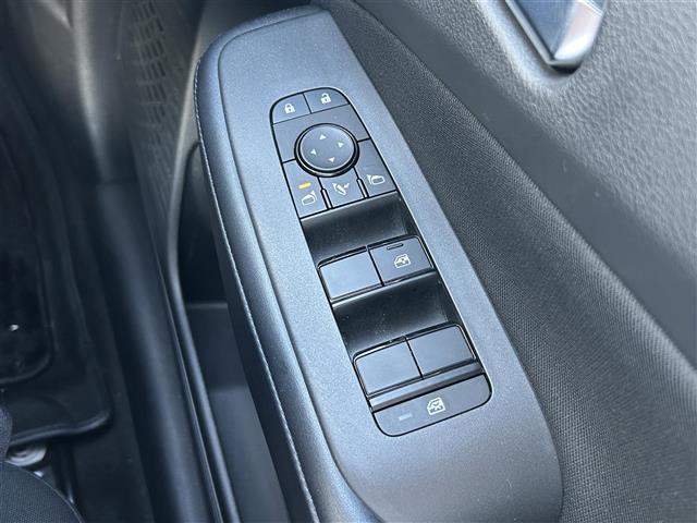 ノート X 純正ナビ 全方位カメラ ビルトインETC デジタルインナーミラー セーフティ・シールドスイッチ 電動パーキングブレーキ ブレーキホールド エマージェンシーブレーキ LEDライト 純正フロアマット(20枚目)