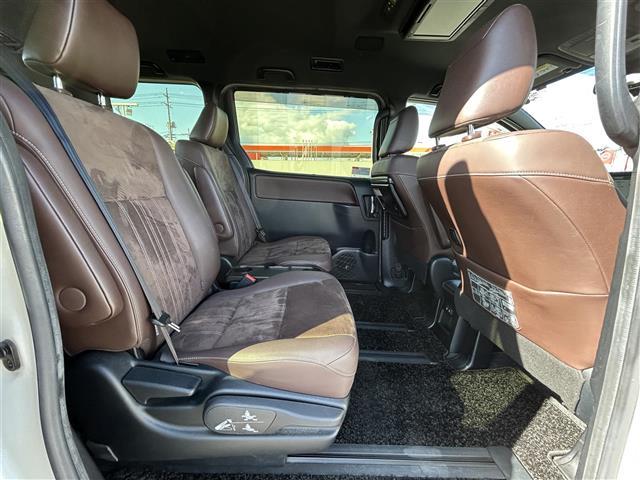 エスクァイア Ｇｉ　プレミアムパッケージ　ワンオーナー　純正１０型ナビ　純正１２．１インチフリップダウンモニター　バックカメラ　両側パワスラ　ドラレコ　ＥＴＣ　トヨタセーフティセンス　クルーズコントロール　シートヒーター　ステアリングヒーター（25枚目）