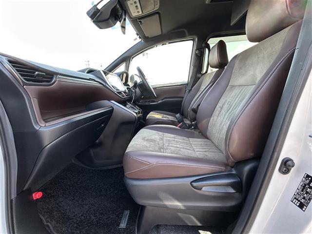 エスクァイア Ｇｉ　プレミアムパッケージ　ワンオーナー　純正１０型ナビ　純正１２．１インチフリップダウンモニター　バックカメラ　両側パワスラ　ドラレコ　ＥＴＣ　トヨタセーフティセンス　クルーズコントロール　シートヒーター　ステアリングヒーター（32枚目）