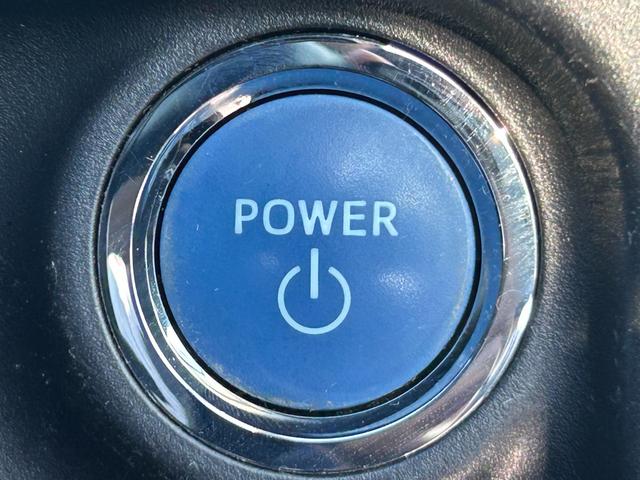 アクア G 純正ナビ バックカメラ ビルトインETC クルーズコントロール 横滑り防止装置 D/N席シートヒーター プッシュスタート スマートキー 純正フロアマット 電動格納ミラー(27枚目)