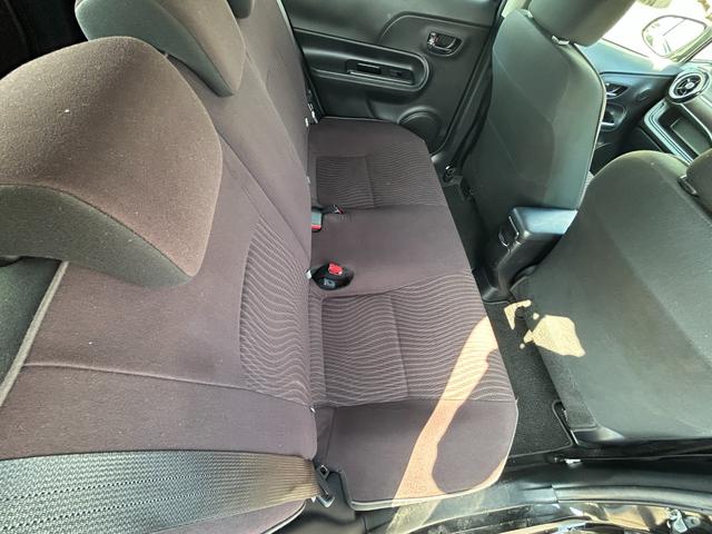 アクア G 純正ナビ バックカメラ ビルトインETC クルーズコントロール 横滑り防止装置 D/N席シートヒーター プッシュスタート スマートキー 純正フロアマット 電動格納ミラー(45枚目)