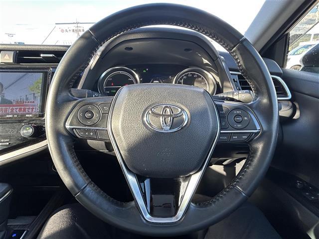 カムリ G ワンオーナー 禁煙車 純正9インチナビ バックカメラ BSM フルセグTV Bluetooth ETC2.0 パワーシート 衝突軽減 レーンアシスト レーダクルコン LEDライト 取説 保証書(13枚目)