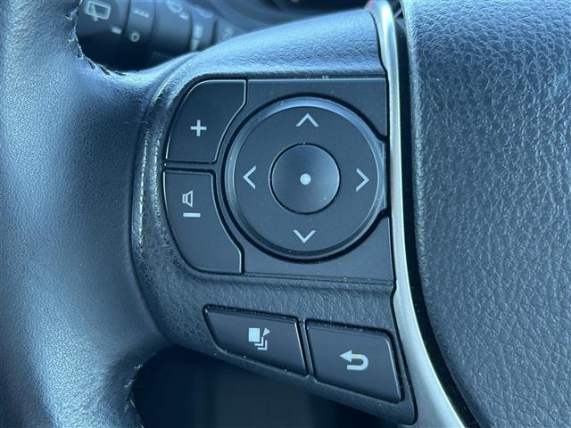 ヴォクシー ZS 煌II 純正10インチナビ バックカメラ 両側パワスラ ETC ドラレコ トヨタセーフティセンス クルーズコントロール 衝突軽減 オートマチックハイビーム 純正16インチAW USB入力端子 社外フロアマット(18枚目)