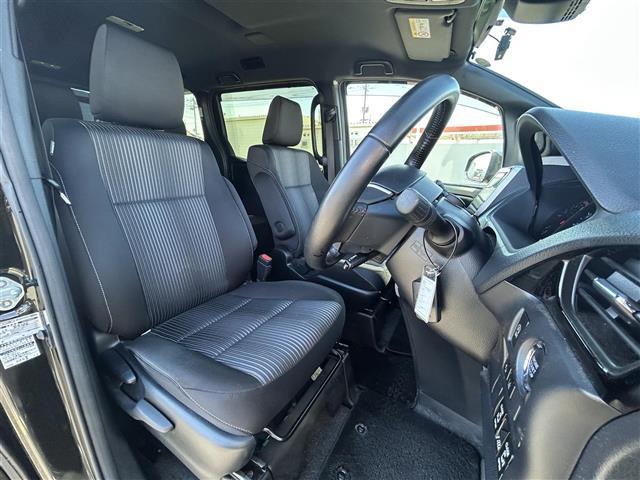 ヴォクシー ZS 煌II 純正10インチナビ バックカメラ 両側パワスラ ETC ドラレコ トヨタセーフティセンス クルーズコントロール 衝突軽減 オートマチックハイビーム 純正16インチAW USB入力端子 社外フロアマット(24枚目)