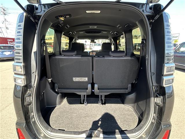 ヴォクシー ZS 煌II 純正10インチナビ バックカメラ 両側パワスラ ETC ドラレコ トヨタセーフティセンス クルーズコントロール 衝突軽減 オートマチックハイビーム 純正16インチAW USB入力端子 社外フロアマット(28枚目)