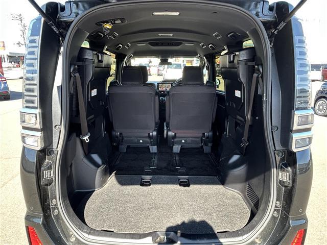 ヴォクシー ZS 煌II 純正10インチナビ バックカメラ 両側パワスラ ETC ドラレコ トヨタセーフティセンス クルーズコントロール 衝突軽減 オートマチックハイビーム 純正16インチAW USB入力端子 社外フロアマット(29枚目)