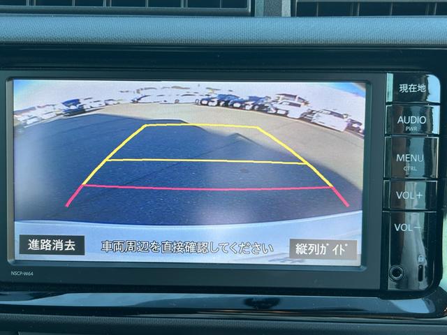 アクア X-アーバン 純正ナビ バックカメラ フルセグTV ビルトインETC Bluetooth 横滑り防止装置 アイドリングストップ オートライト プッシュスタート スマートキー 電動格納ミラー ヘッドライトレベライザー(6枚目)