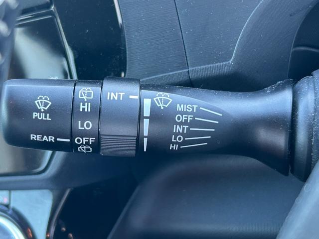 アクア X-アーバン 純正ナビ バックカメラ フルセグTV ビルトインETC Bluetooth 横滑り防止装置 アイドリングストップ オートライト プッシュスタート スマートキー 電動格納ミラー ヘッドライトレベライザー(22枚目)