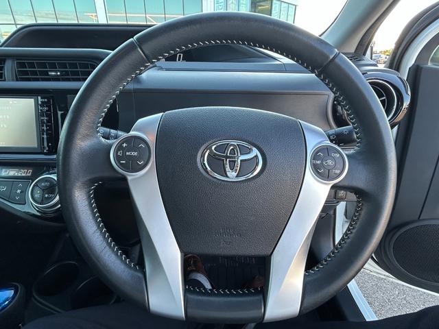 アクア X-アーバン 純正ナビ バックカメラ フルセグTV ビルトインETC Bluetooth 横滑り防止装置 アイドリングストップ オートライト プッシュスタート スマートキー 電動格納ミラー ヘッドライトレベライザー(25枚目)