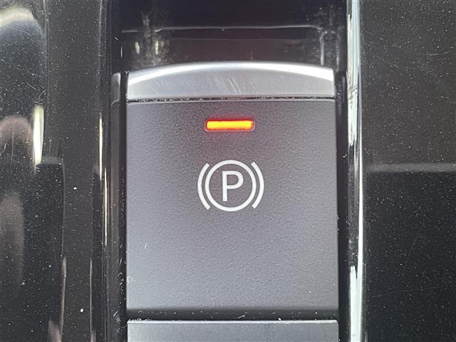 セレナ e-パワー ハイウェイスターV 純正10インチナビ アラウンドビューモニター プロパイロット ブラインドスポットモニター ETC 前後ドライブレコーダー 両側パワースライドドア レーンキープアシスト 横滑り防止装置 Wエアコン(7枚目)