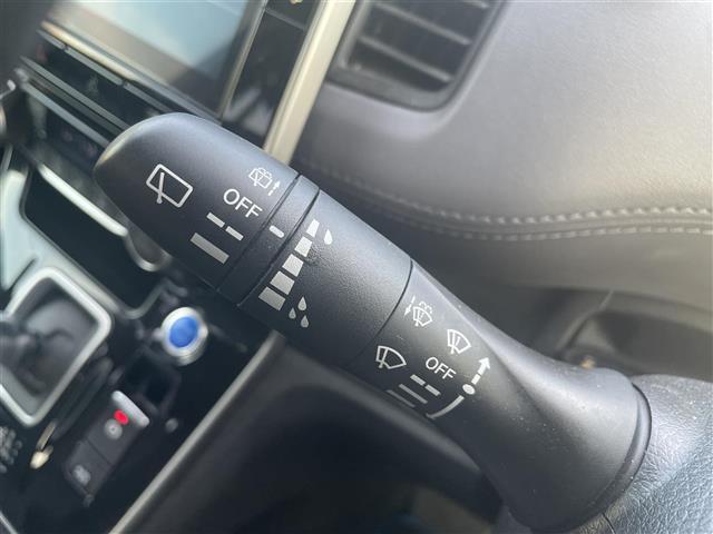 セレナ e-パワー ハイウェイスターV 純正10インチナビ アラウンドビューモニター プロパイロット ブラインドスポットモニター ETC 前後ドライブレコーダー 両側パワースライドドア レーンキープアシスト 横滑り防止装置 Wエアコン(10枚目)