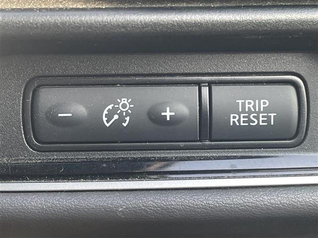 セレナ e-パワー ハイウェイスターV 純正10インチナビ アラウンドビューモニター プロパイロット ブラインドスポットモニター ETC 前後ドライブレコーダー 両側パワースライドドア レーンキープアシスト 横滑り防止装置 Wエアコン(14枚目)