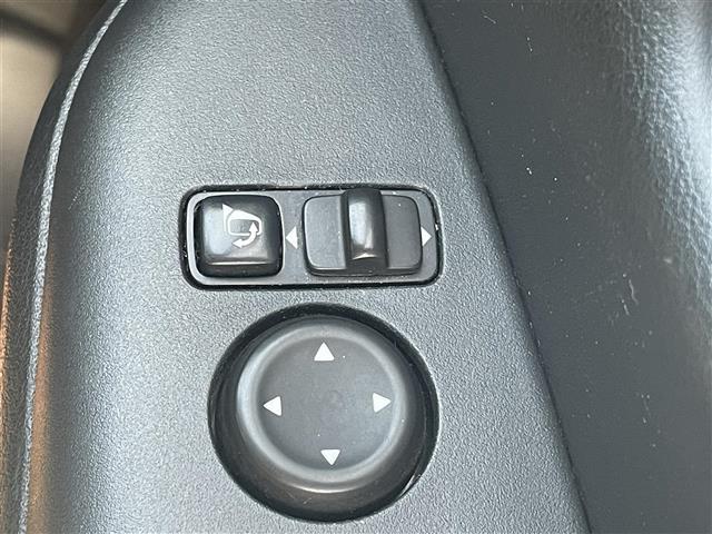 セレナ e-パワー ハイウェイスターV 純正10インチナビ アラウンドビューモニター プロパイロット ブラインドスポットモニター ETC 前後ドライブレコーダー 両側パワースライドドア レーンキープアシスト 横滑り防止装置 Wエアコン(16枚目)