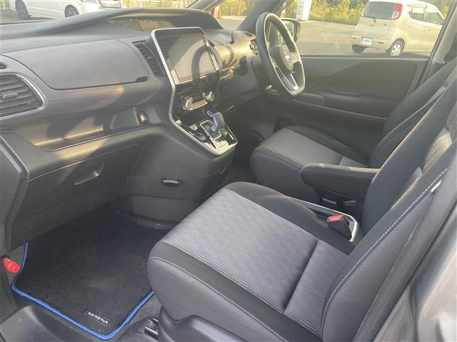 セレナ e-パワー ハイウェイスターV 純正10インチナビ アラウンドビューモニター プロパイロット ブラインドスポットモニター ETC 前後ドライブレコーダー 両側パワースライドドア レーンキープアシスト 横滑り防止装置 Wエアコン(26枚目)