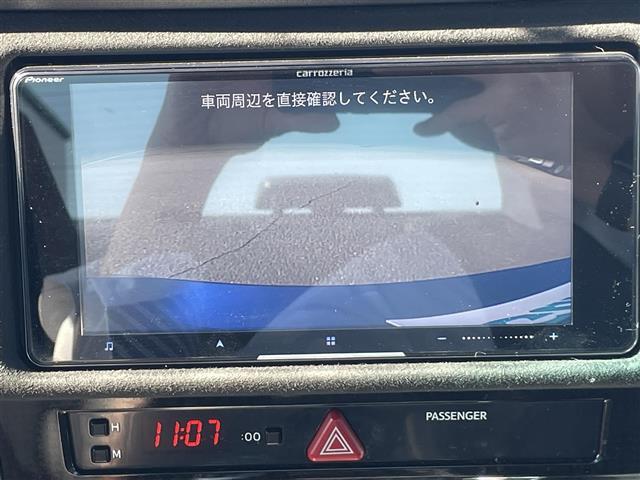 ８６ ＧＴリミテッド　ブラックパッケージ　登録時走行距離８６６３５ｋｍ　社外ナビ（ＡＭ／ＦＭ／ＣＤ／ＤＶＤ／ＢＴ）　バックカメラ　ＲＡＹＳ１８インチアルミホイール　ＢＬＩＴＺマフラー　ＴＯＭ’Ｓエアロパーツ　純正ｂｒｅｍｂｏレッドキャリパー（2枚目）
