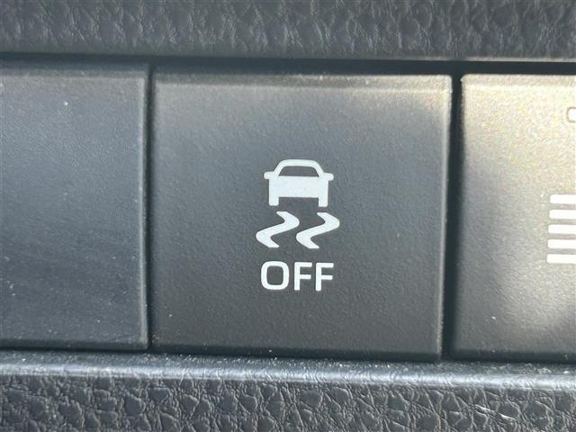 ハリアーハイブリッド Ｚ　純正１２．３インチナビ　バックカメラ　ブラインドスポットモニター　デジタルインナーミラー　ＥＴＣ２．０　レーダークルーズコントロール　レーンディパーチャーアラート　クリアランスソナー　横滑り防止装置（6枚目）