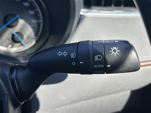 ハリアーハイブリッド Ｚ　純正１２．３インチナビ　バックカメラ　ブラインドスポットモニター　デジタルインナーミラー　ＥＴＣ２．０　レーダークルーズコントロール　レーンディパーチャーアラート　クリアランスソナー　横滑り防止装置（14枚目）