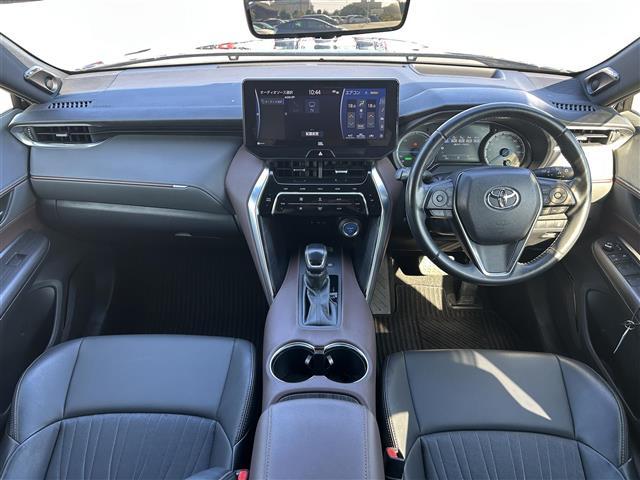 ハリアーハイブリッド Ｚ　純正１２．３インチナビ　バックカメラ　ブラインドスポットモニター　デジタルインナーミラー　ＥＴＣ２．０　レーダークルーズコントロール　レーンディパーチャーアラート　クリアランスソナー　横滑り防止装置（42枚目）