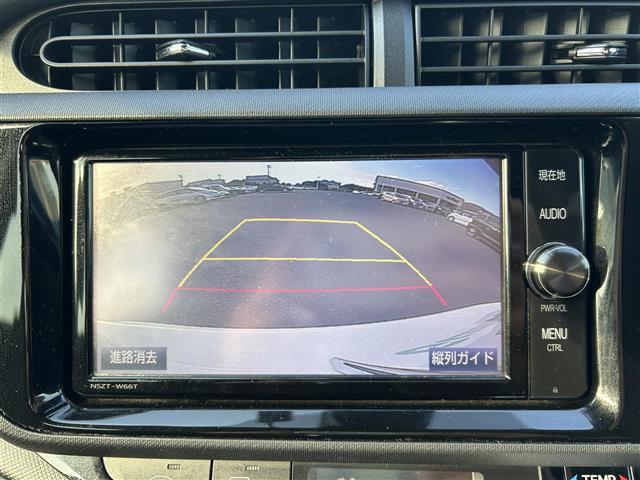 アクア Sスタイルブラック モデリスタエアロ 純正ナビ フルセグ バックカメラ ドラレコ 衝突軽減 横滑り防止装置 レーンキープアシスト オートハイビーム オートライト アイドリングストップ 純正AW 純正フロアマット(3枚目)