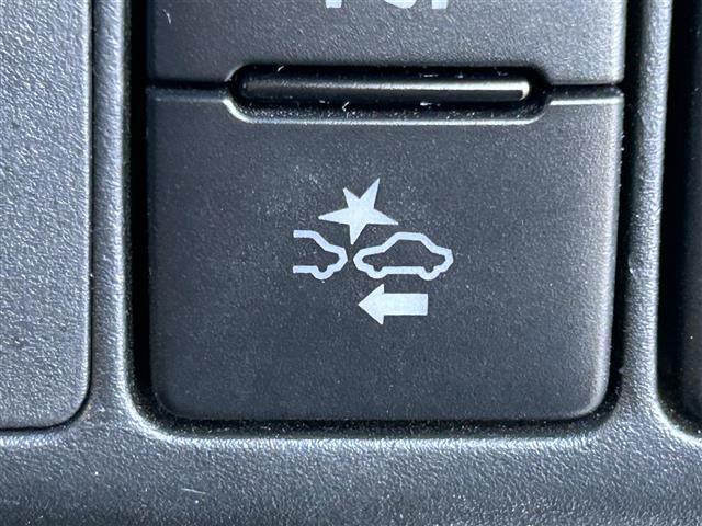 アクア Sスタイルブラック モデリスタエアロ 純正ナビ フルセグ バックカメラ ドラレコ 衝突軽減 横滑り防止装置 レーンキープアシスト オートハイビーム オートライト アイドリングストップ 純正AW 純正フロアマット(6枚目)