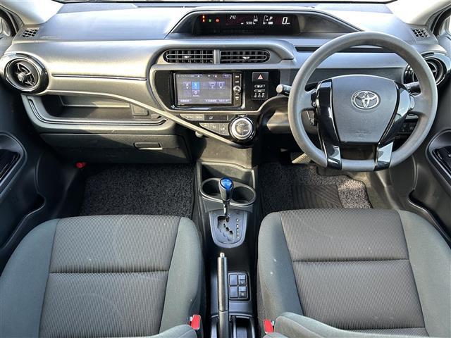 アクア Sスタイルブラック モデリスタエアロ 純正ナビ フルセグ バックカメラ ドラレコ 衝突軽減 横滑り防止装置 レーンキープアシスト オートハイビーム オートライト アイドリングストップ 純正AW 純正フロアマット(42枚目)