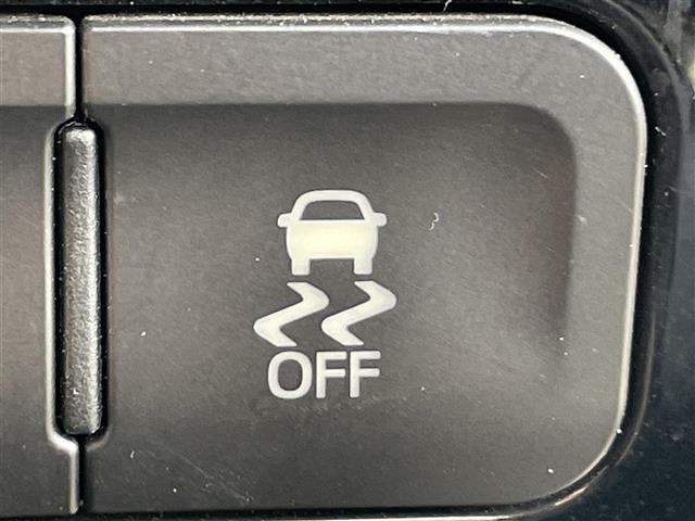 プリウス A サンルーフ モデリスタ 純正9型ナビ バックカメラ ETC BSM トヨタセーフティセンス レーダークルーズ レーンキープ ヘッドアップディスプレイ 純正フロアマット 15インチ純正AW(9枚目)