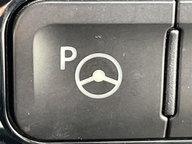 プリウス A サンルーフ モデリスタ 純正9型ナビ バックカメラ ETC BSM トヨタセーフティセンス レーダークルーズ レーンキープ ヘッドアップディスプレイ 純正フロアマット 15インチ純正AW(10枚目)