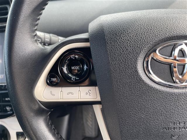 プリウス A サンルーフ モデリスタ 純正9型ナビ バックカメラ ETC BSM トヨタセーフティセンス レーダークルーズ レーンキープ ヘッドアップディスプレイ 純正フロアマット 15インチ純正AW(15枚目)